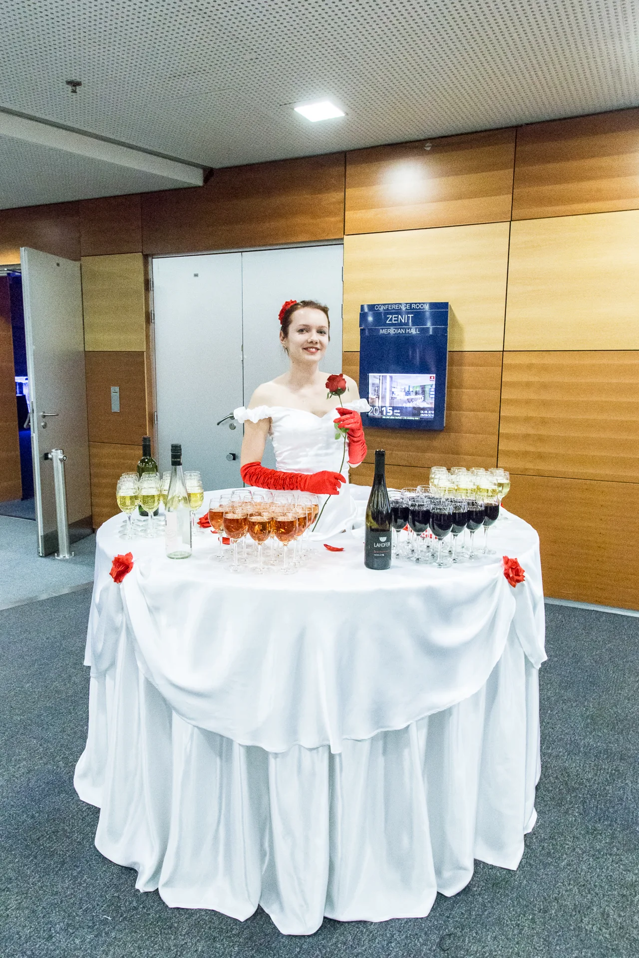 Filmova atmosféra Jamese Bonda na eventu AGC