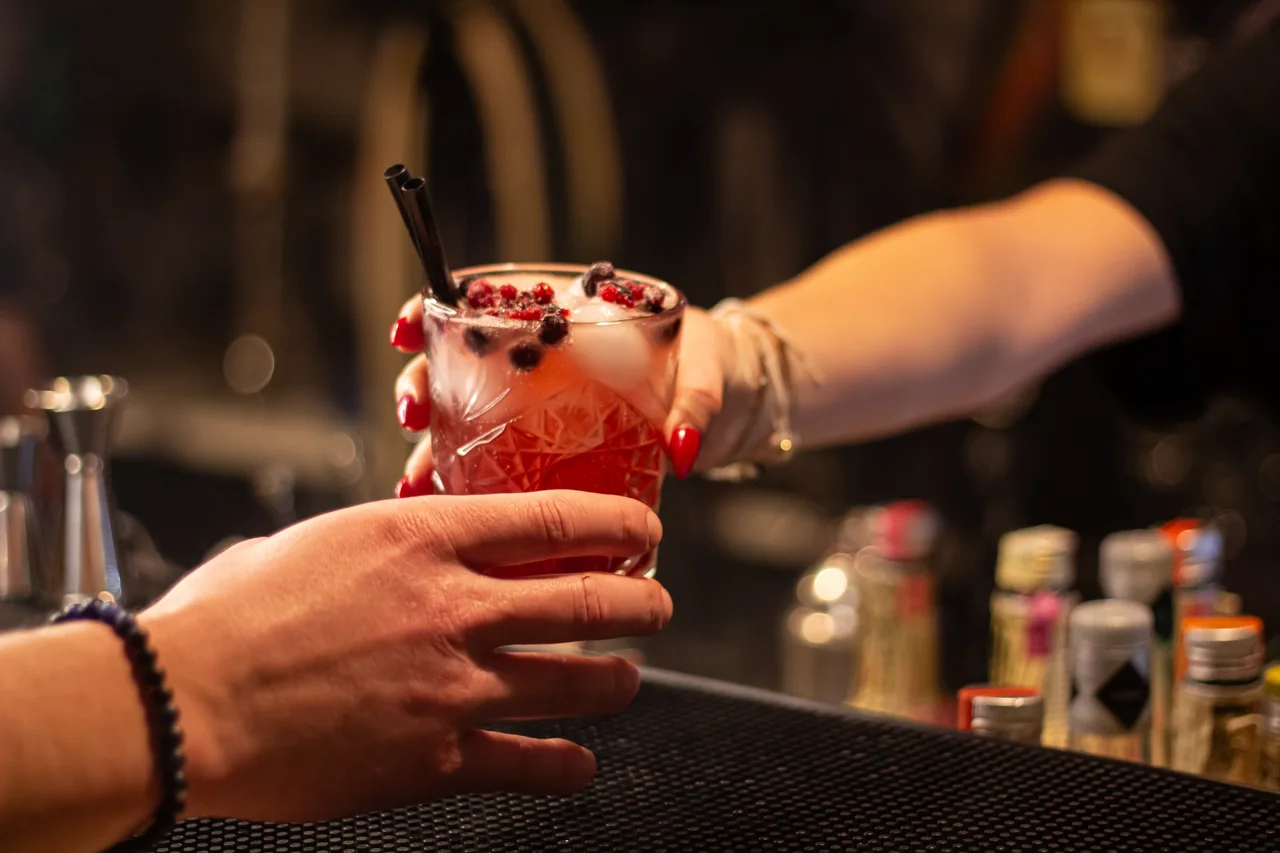 Interiér FOG Zlín s večerní lounge atmosférou