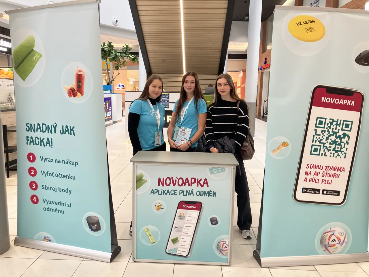 Zajištění hostesek pro obchodní centrum